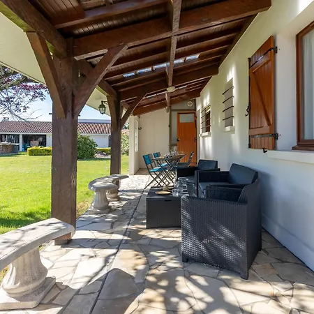 Hébergement de vacances Maison Rénovée 6 Pers. à - Clim, Jardin, à Proximité Du Lac&plages - Fr-1-319-549 Biscarrosse